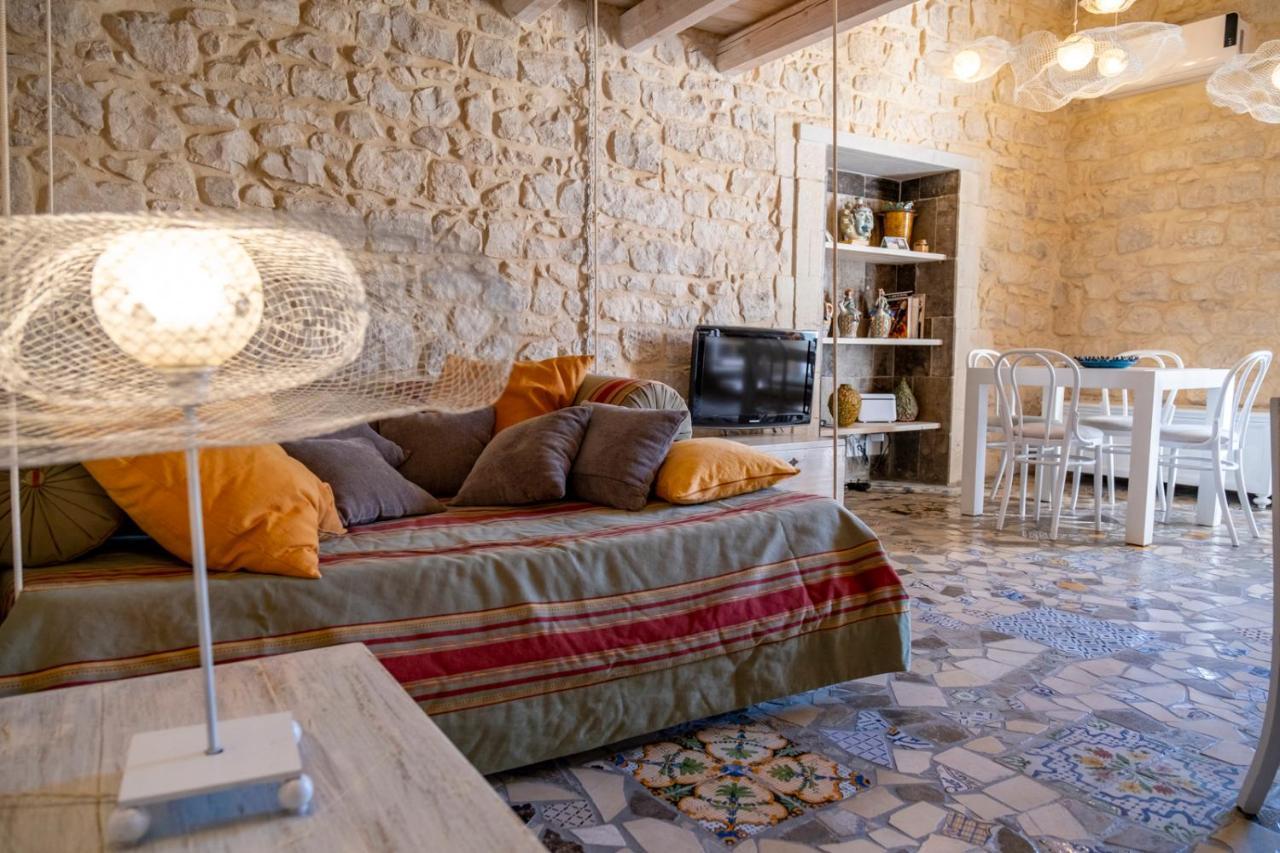 Luxury House Le Nuvole Daire Modica Dış mekan fotoğraf